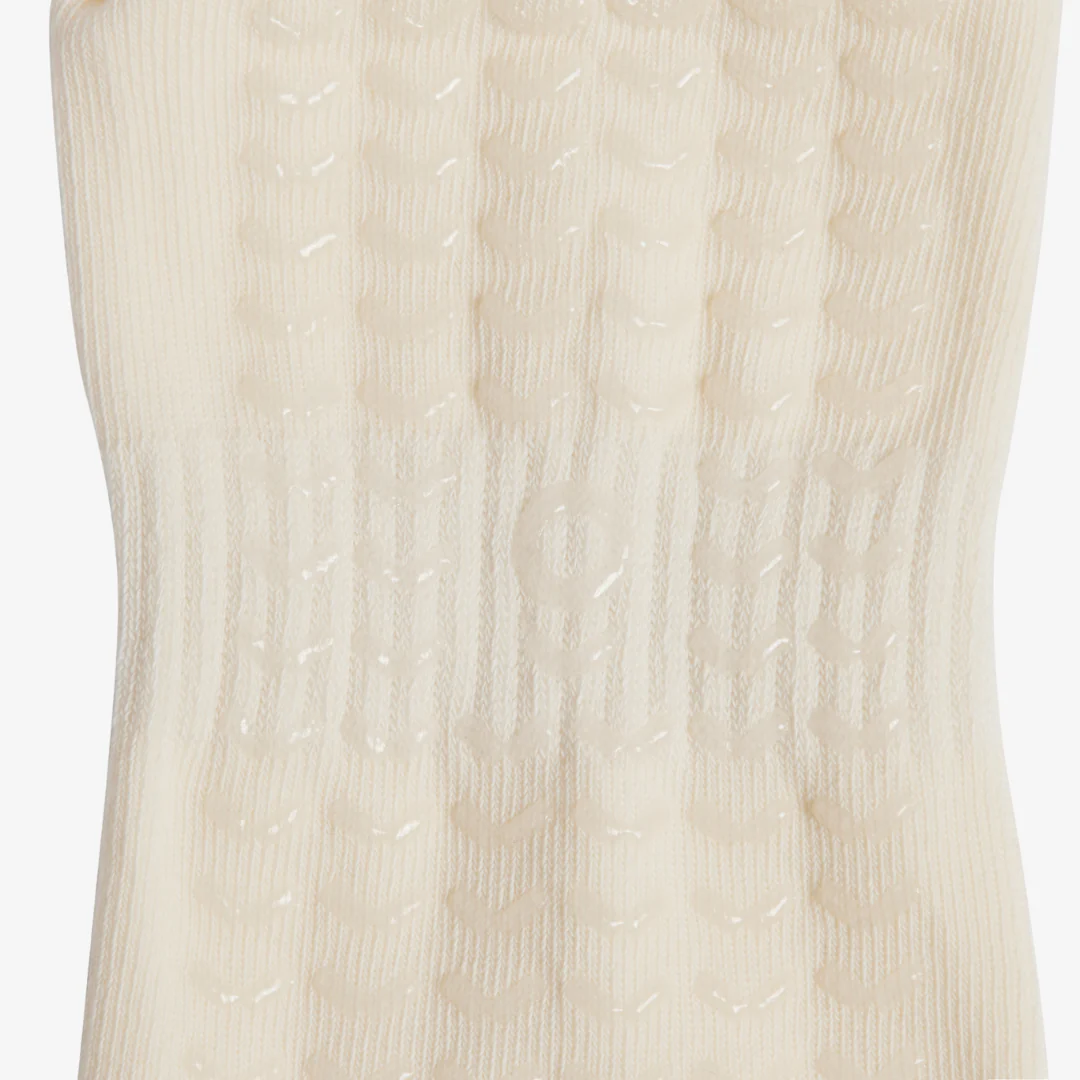 ÔWEAR Essentials Pilates Grip Socks - White - Image 3