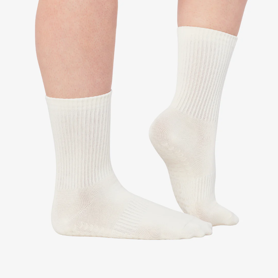 ÔWEAR Essentials Pilates Grip Socks - White - Image 5