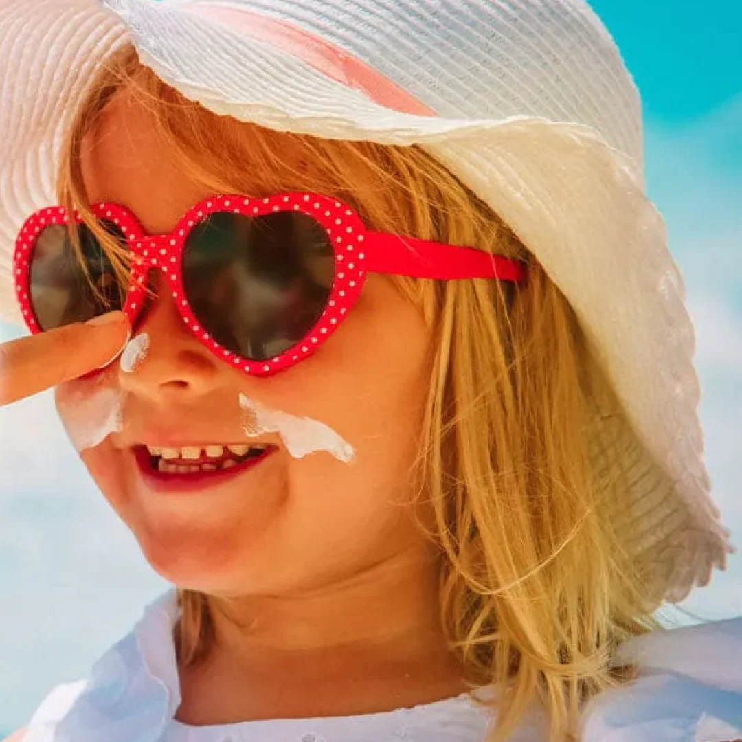 Organic Children Scent Free Sun Cream SPF30 - Image 6