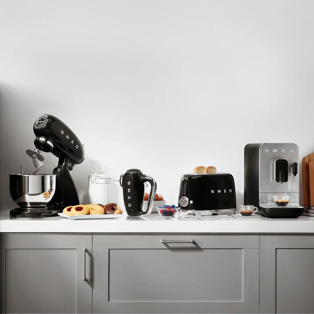 Bean to Cup Coffee Machine - Matte Black - Image 9