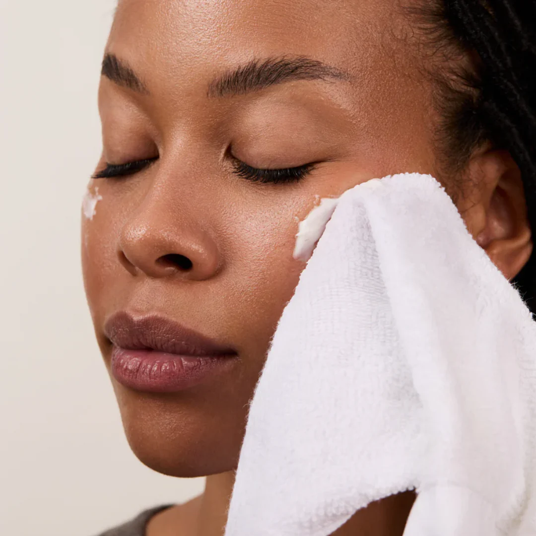 Silk Peptide Cream Cleanser for Softer and Smoother Skin - Image 6